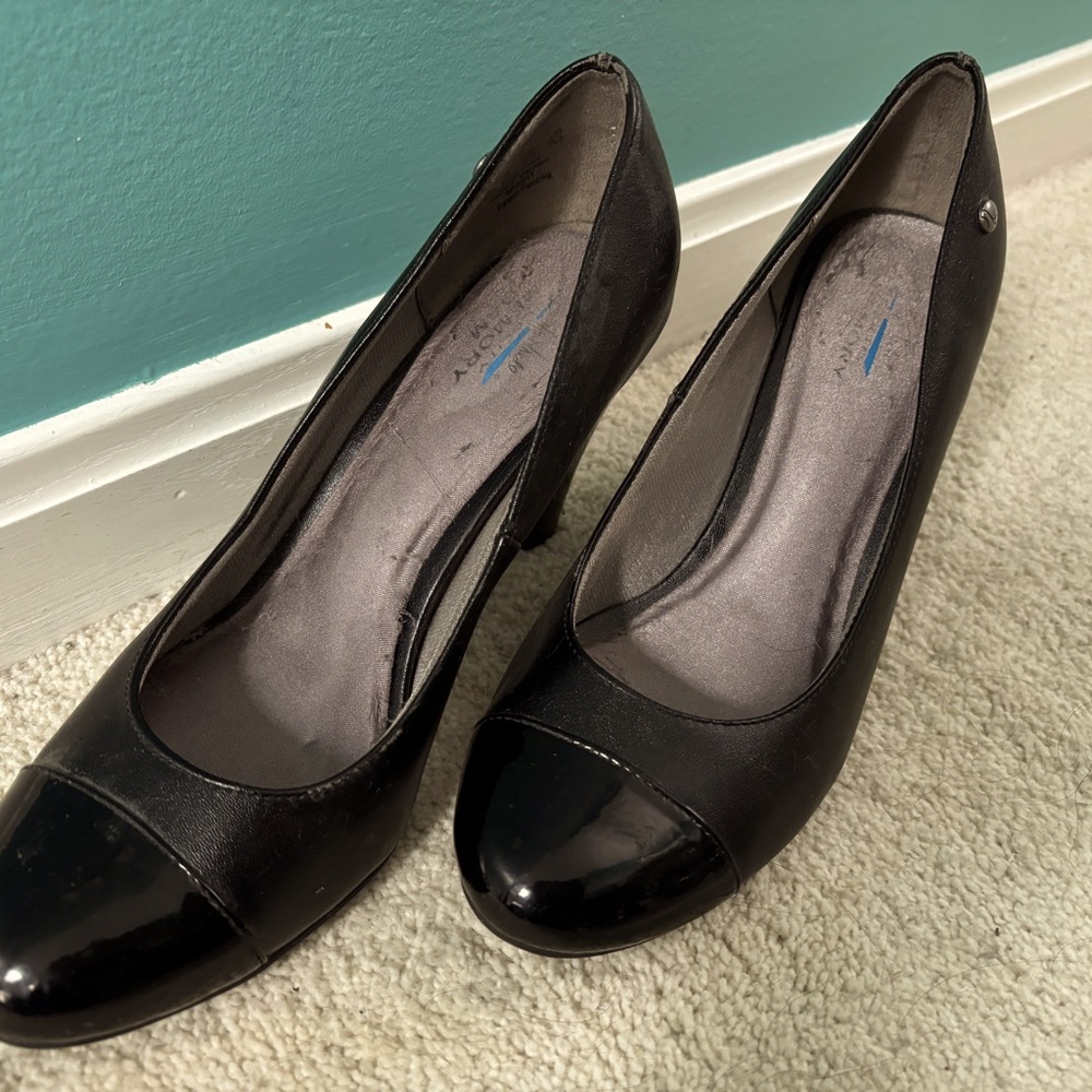 Black Life Stride Heels SIZE 8